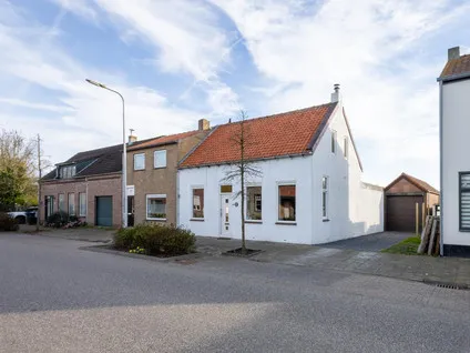 Hoekwoning te koop: Zandstraat 89, Sas Van Gent