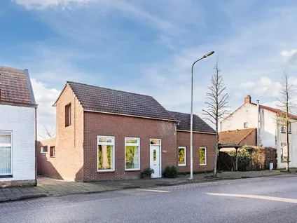 Hoekwoning te koop: Zandstraat 97, Sas Van Gent
