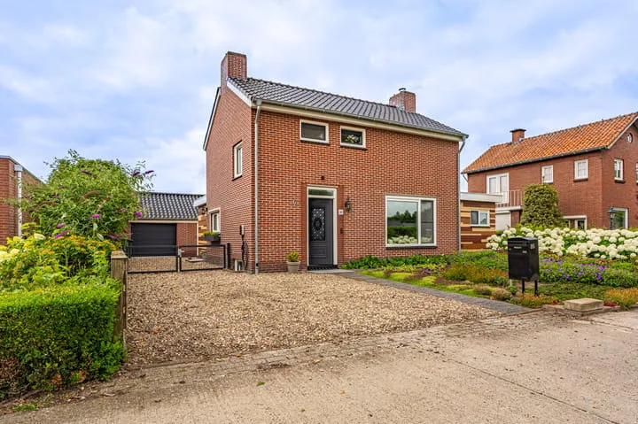 Vrijstaande woning te koop: Zandtangerweg 86, Kopstukken Mussel