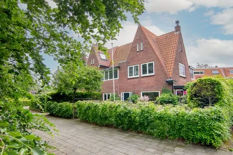 Hoekwoning te koop: Zandvoorter Allee 28, Zandvoortselaan en Berkenrode en omgeving Heemstede