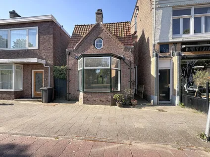 Hoekwoning te huur: Zandvoortselaan 123, Zandvoortselaan en Berkenrode en omgeving Heemstede