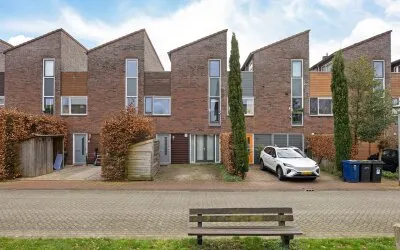 Tussenwoning te koop: Zaterdagstraat 9, Almere