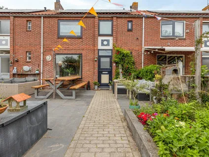 Tussenwoning te koop: Zeeanemoonweg 70, Renesse Renesse