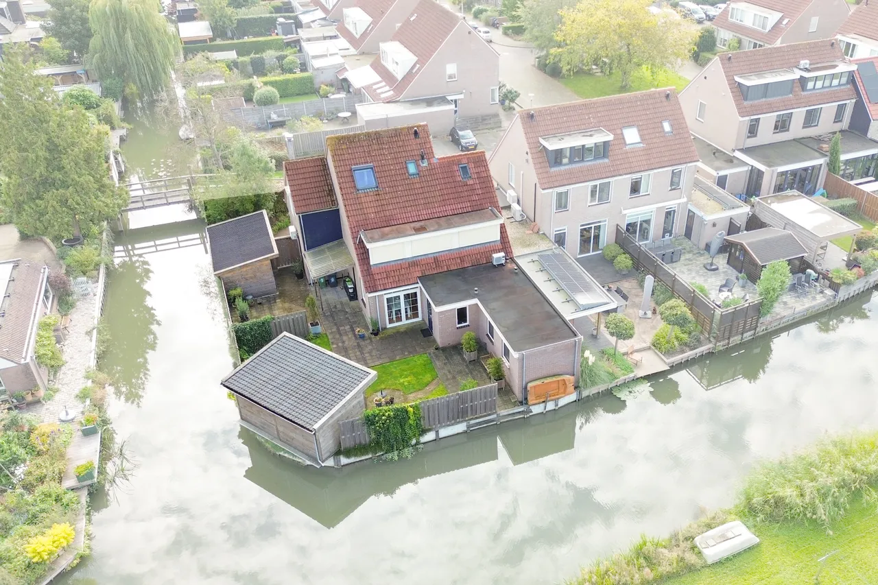Hoekwoning te koop: Zeebies 9, Oosthuizen