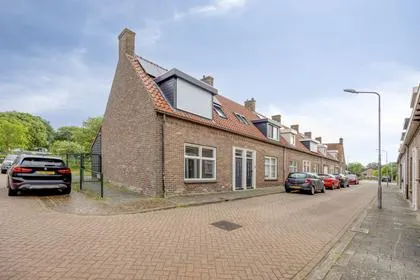 Hoekwoning te koop: Zeeburgstraat 1, Nieuw- en Sint Joosland Nieuw- En Sint Joosland