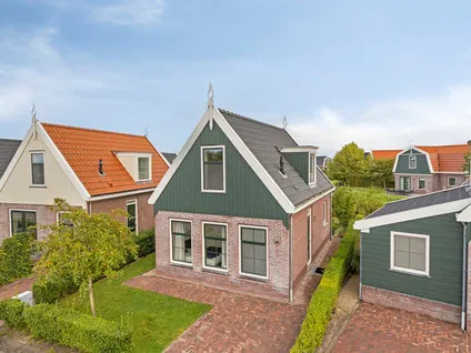 Vrijstaande woning te koop: Zeedijk 2-357, Uitdam Uitdam