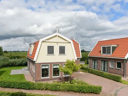 Vrijstaande woning te koop: Zeedijk 2-627, Uitdam Uitdam