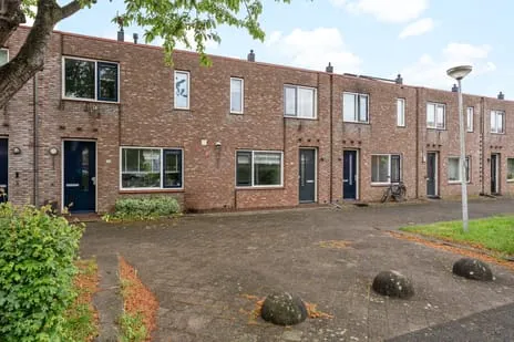 Tussenwoning te koop: Zeedistel 57, Veldhuizen De Meern