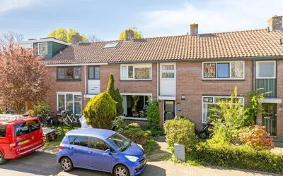 Tussenwoning te koop: Zeekamplaan 23, Oud Zuid Heiloo