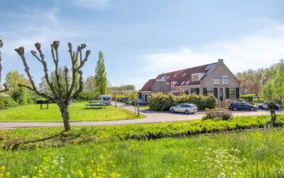 Tussenwoning te koop: Zeelandhoeve 4, Voorweg Hazerswoude-Dorp