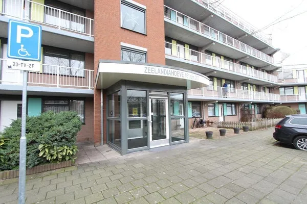 Home for rent: Zeelandiahoeve, Landschappenbuurt Amstelveen
