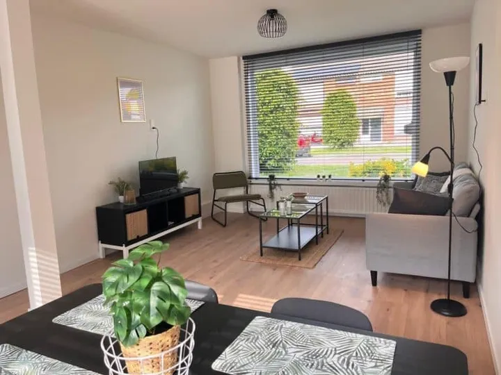 Woning te huur: Zeelandiastraat, Kern Sas van Gent Sas Van Gent