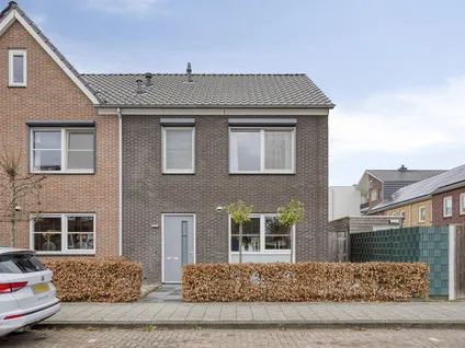 Twee-onder-één-kap te koop: Zeelandstraat 2, Cromhoffsbleek-Kotman Enschede