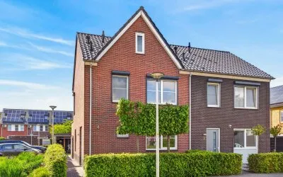 Twee-onder-één-kap te koop: Zeelandstraat 4, Cromhoffsbleek-Kotman Enschede