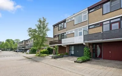 Tussenwoning te koop: Zeemanstraat 37, Dorrestein-Noord Nieuwerkerk Aan Den Ijssel