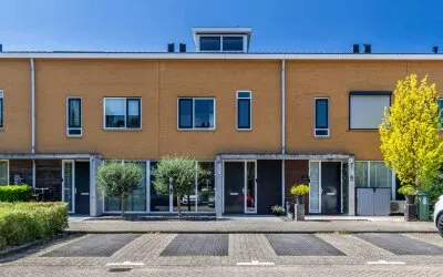 Tussenwoning te koop: Zeepaddestoel 8, Woerdblok Naaldwijk