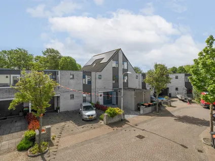 Tussenwoning te koop: Zeester 45, Rijnsoever-Oost Katwijk (Zh)