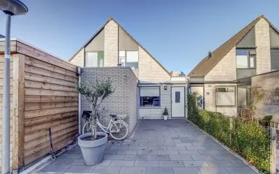 Tussenwoning te koop: Zeester 96, Rijnsoever-Oost Katwijk