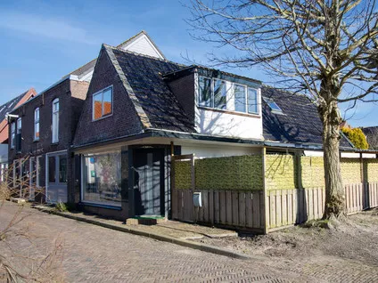 Appartement te koop: Zeestraat 15, Den Oever (woonkern) Den Oever
