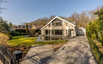 Vrijstaande woning te koop: Zeeweg 18A, Oostvoorne Oostvoorne