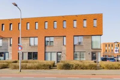 Tussenwoning te koop: Zeeweg 52, Velseroord Ijmuiden