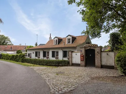 Vrijstaande woning te koop: Zeildijk 2, Linie Hulst