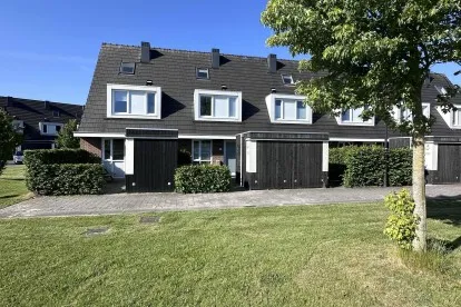 Tussenwoning te huur: Zeilenmakersgilde 56, De Gilden Dronten