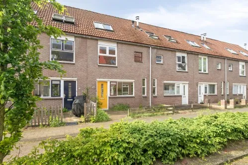 Terraced house for sale: Zeistpad 42, Stedenwijk Midden-west Almere