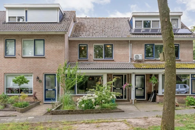 Tussenwoning te koop: Zeisweg 16, Wijthmen Zwolle