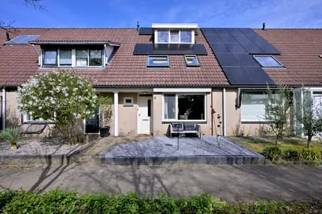 Tussenwoning te koop: Zenegroen 8, Colmschaterenk Deventer