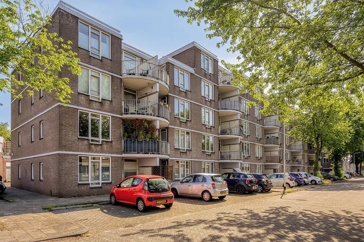Appartement te koop: Zernikestraat 164, Trouwlaan Tilburg