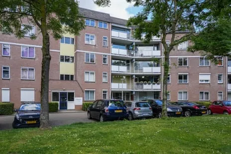 Appartement te koop: Zeskant 51, Zeswegen Heerlen