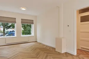 Woning te huur: Zestienhovensekade, Overschie Rotterdam