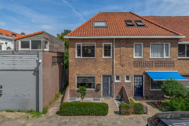 Hoekwoning te koop: Zevenbergenstraat 1, Het Ven Eindhoven