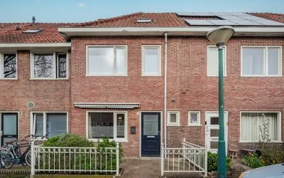 Tussenwoning te koop: Zevenbergenstraat 6, Het Ven Eindhoven