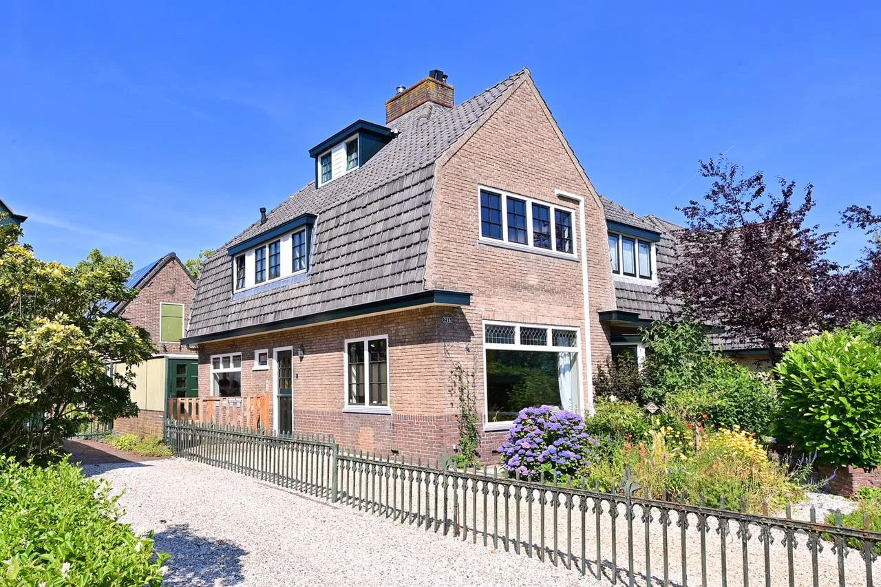 Twee-onder-één-kap te koop: Zevenend 28B, Laren
