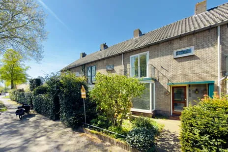 Tussenwoning te koop: Zevenend 46, Zevenend Laren (Nh)
