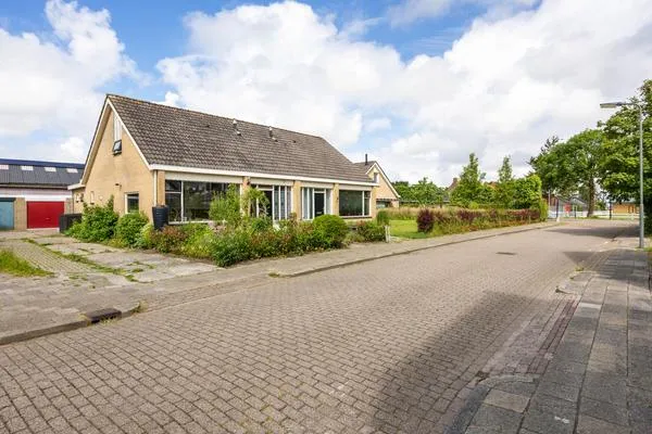 Twee-onder-één-kap te koop: Zevenhuisterweg 1B, Ried Ried