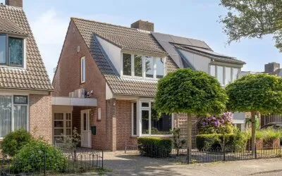 Tussenwoning te koop: Zicht 4, Kom Nuland Nuland