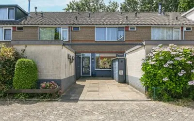 Tussenwoning te koop: Zichtweg 131, Nieuw-Vennep Linquenda Nieuw-Vennep