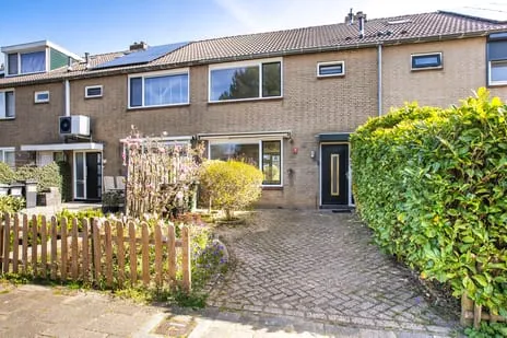 Tussenwoning te koop: Zichtweg 98, Nieuw-Vennep West Nieuw-Vennep
