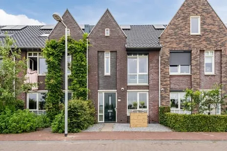 Tussenwoning te koop: Zijdehoenderlaan 112, Veller Barneveld