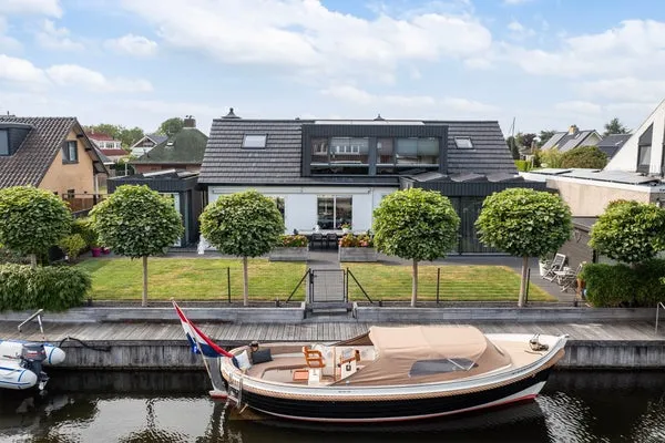 Vrijstaande woning te koop: Zijlroede 30, Lemmer-Zijlroede Lemmer