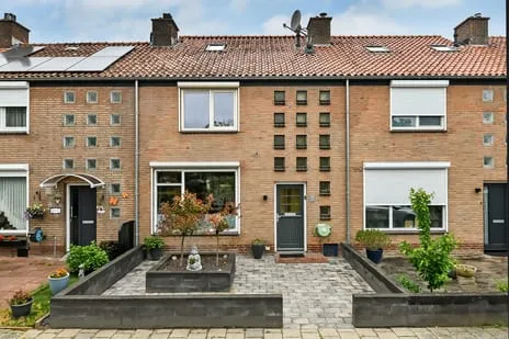 Tussenwoning te koop: Zijlstraat 5, Hollanderbroek Elst (Ge)