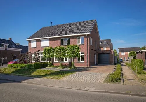 Twee-onder-één-kap te koop: Zijveld 60C, Kern Beneden-Leeuwen Beneden-Leeuwen