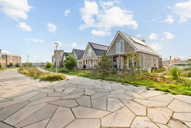 Vrijstaande woning te koop: Zilveren Medaillepad 9, Almere