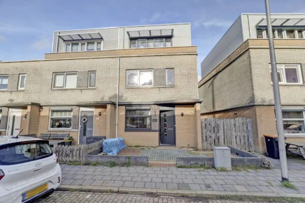 Hoekwoning te koop: Zilverschoon 76, Zanderij Katwijk