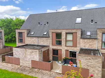 Tussenwoning te koop: Zilverschoonlaan 261, Flora Midden Lelystad