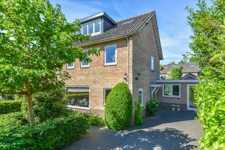 Twee-onder-één-kap te koop: Zingerskamp 2, Zevenend Laren (Nh)