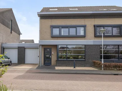 Tussenwoning te koop: Ziteind 60, Heuveleind Best